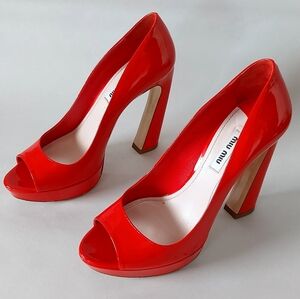 Miu Miu Patent Leather Pumps Size EU 37 Red Peep Toe Comfy Curve Block High Heel